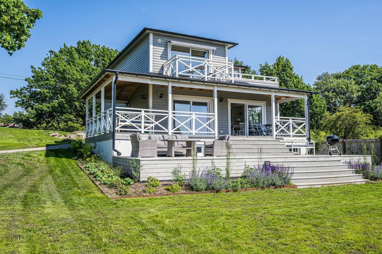 Exclusive Tranquil Villa By The Sea, Boat Available Drottningskär Zewnętrze zdjęcie
