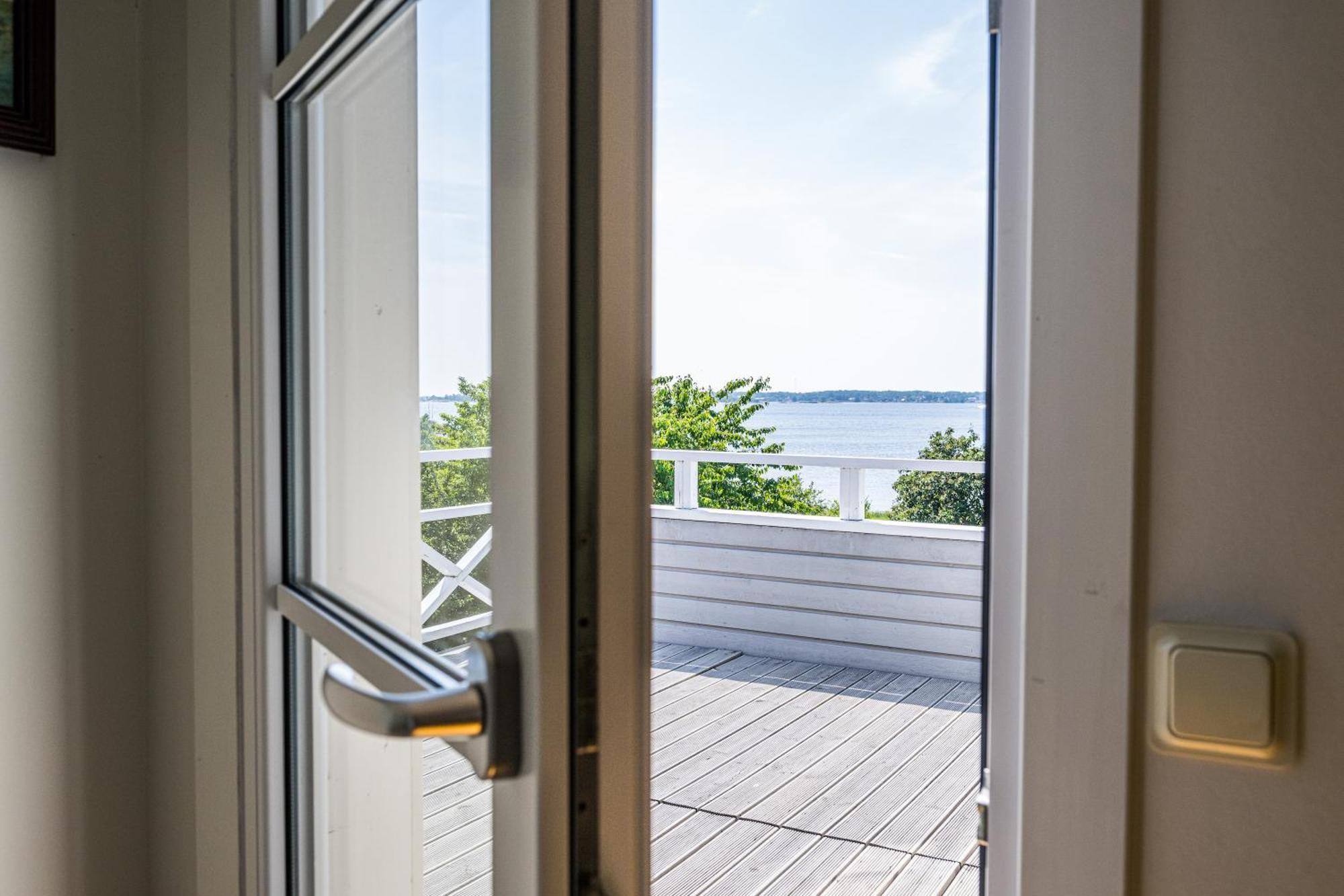 Exclusive Tranquil Villa By The Sea, Boat Available Drottningskär Zewnętrze zdjęcie